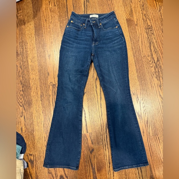 Madewell Curvy Skinny Flare Jeans - Picture 1 of 5